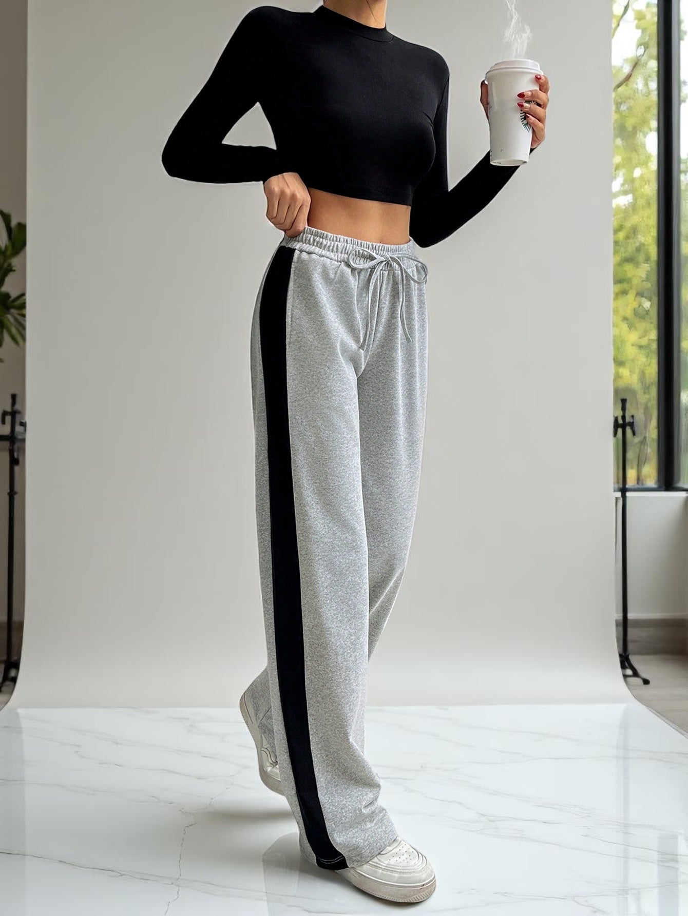 Tremix Signature Side Stripe Wide-Leg Sweatpants - Grey/Black
